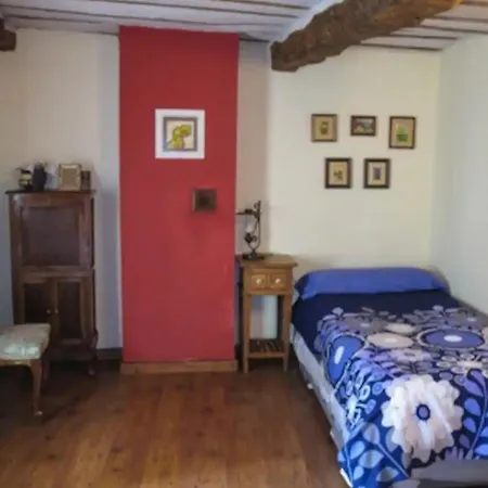 Spacious House In With Fireplace & Mountain View Feriehus *