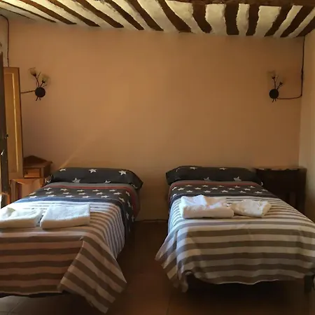 Spacious House In With Fireplace & Mountain View Feriehus Llano de Bureba