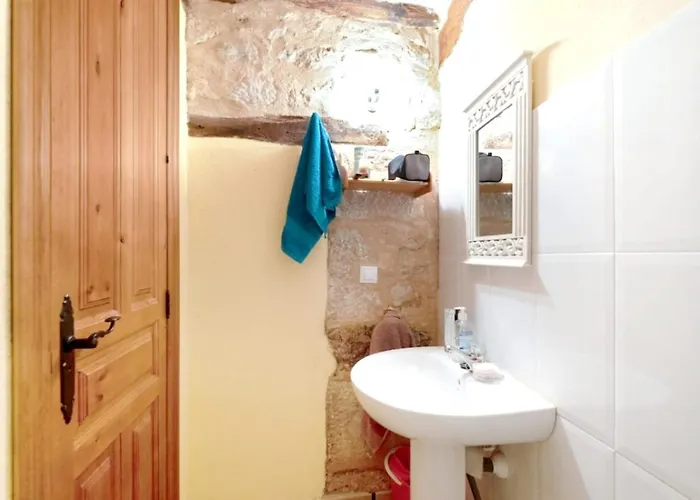 Spacious House In With Fireplace & Mountain View 度假居 Llano de Bureba