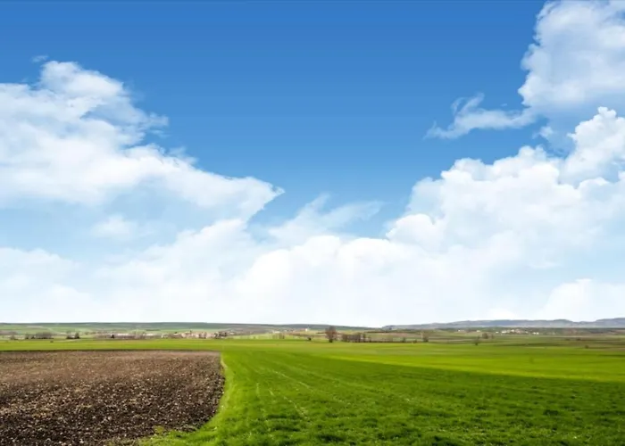 Spacious House In With Fireplace & Mountain View 度假居 Llano de Bureba